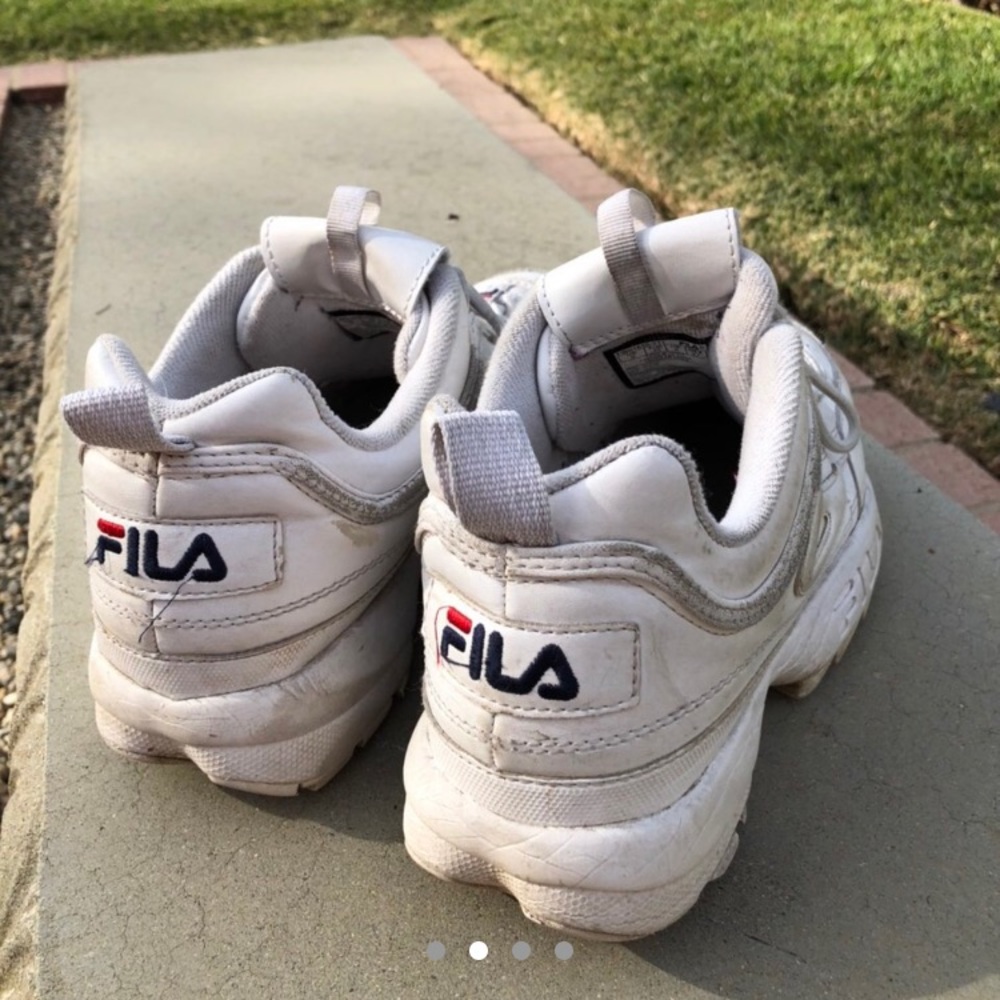 ❌SOLD - Fila disruptor sneakers - Picture 3 of 5